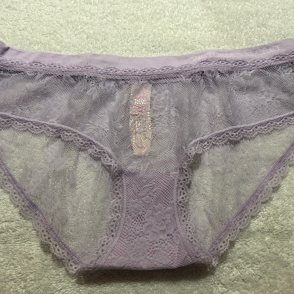 Victoria Secret Lace Hiphugger panties